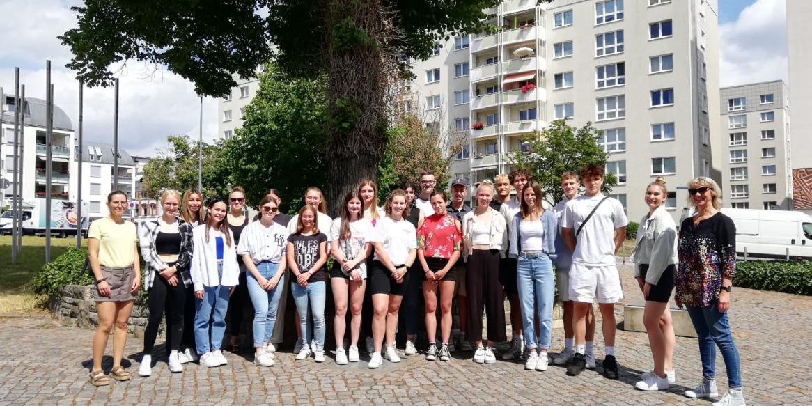 Sportgymnasiasten im Dommuseum